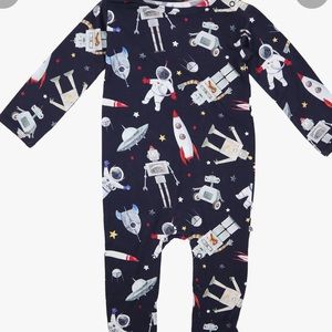 Little Bum Bums, I Need Space, 0-3 month romper.